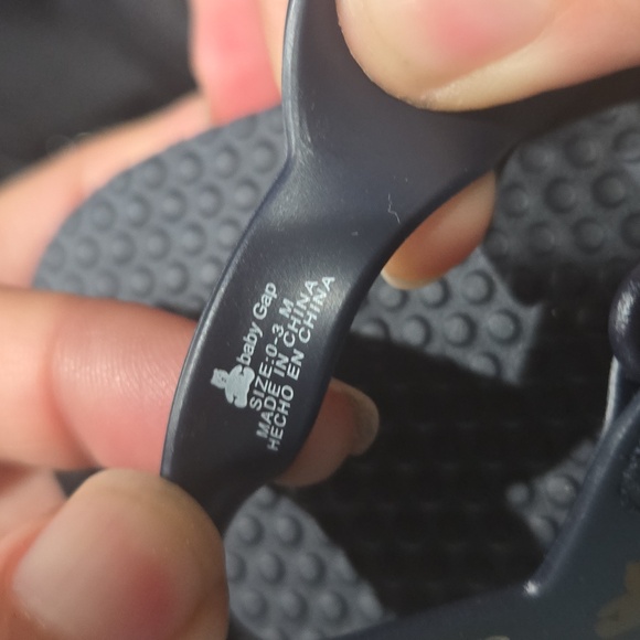 Baby GAP Flip Flops Size 0-3M Baby Navy Flip Flops - Picture 6 of 9